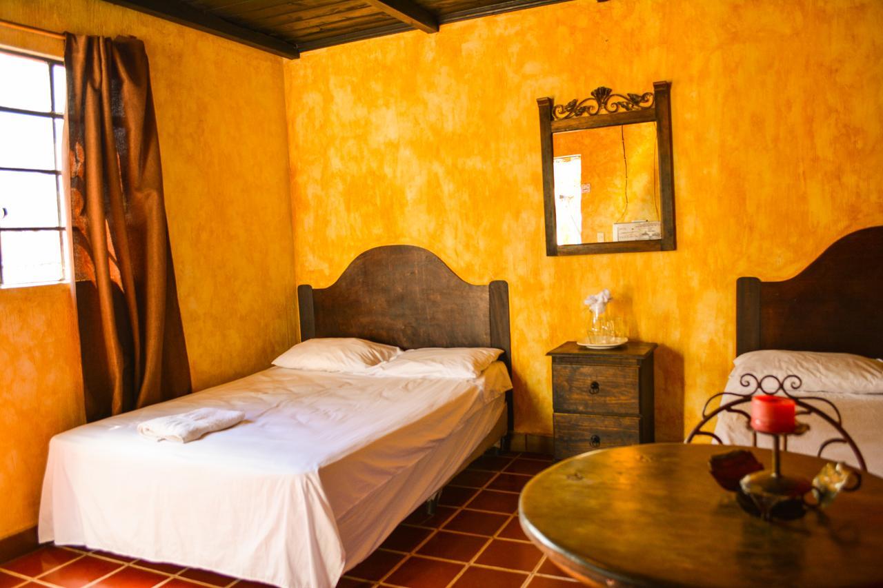 Hotel Don Pedro Antigua Quarto foto